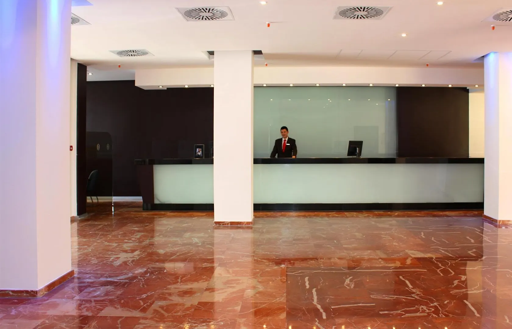 Sol Puerto Marina Aparthotel Torremolinos 3*,